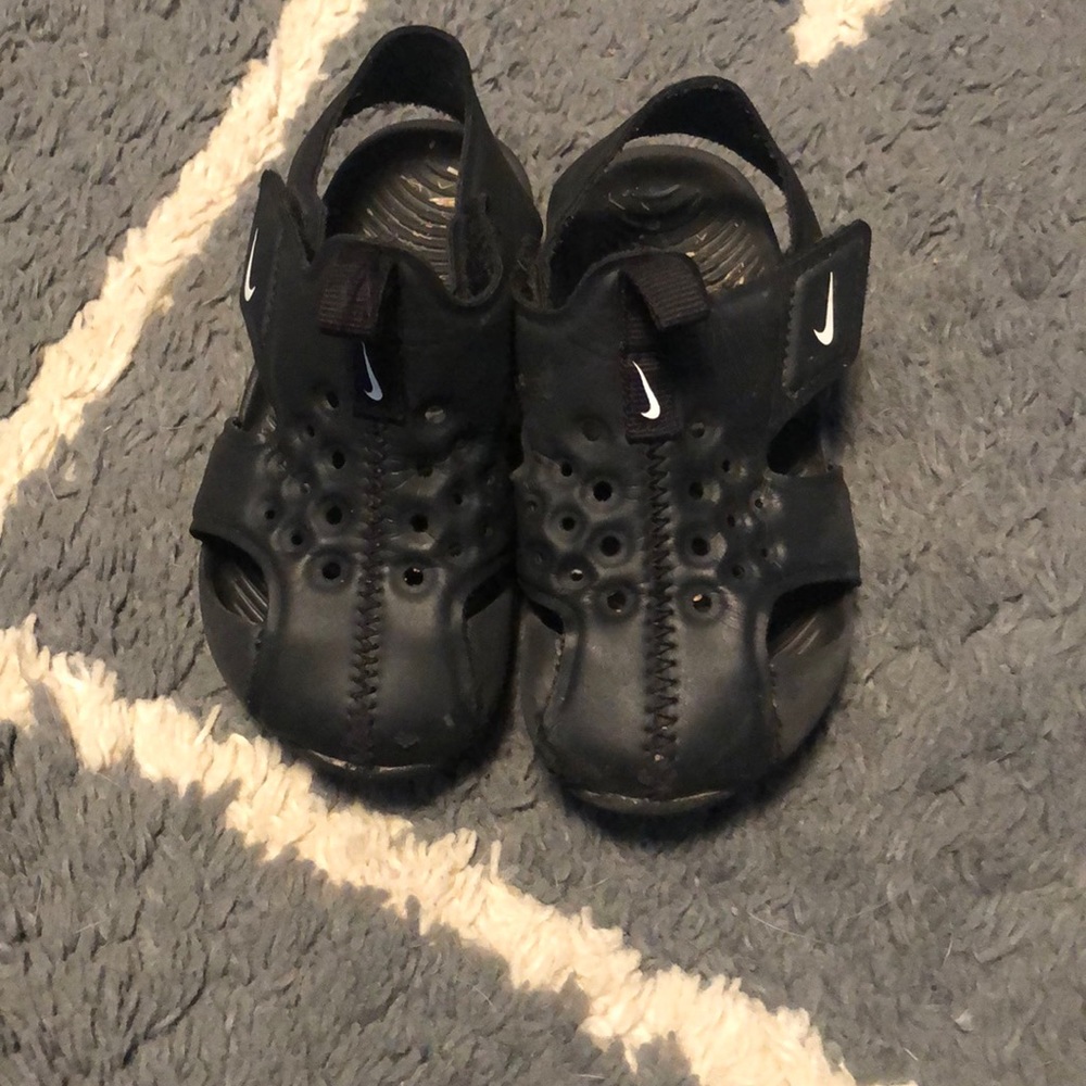 Nike sandal